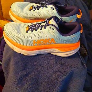 Hoka one one size 6.5D